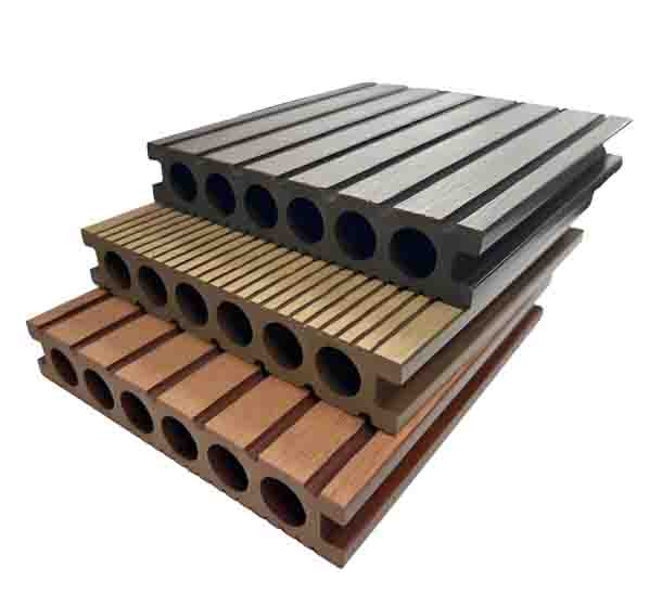 Some differences between BPC composite decking and WPC composite decking flooring